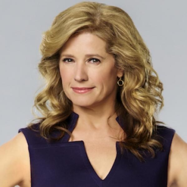 Nancy Travis